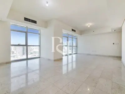 Spacious Apartment | Maid's Room | Canal View
