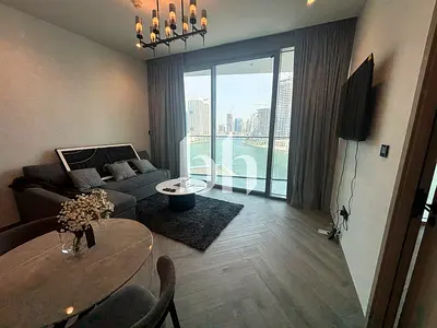 Full Canal View | Furnished | Mid Floor