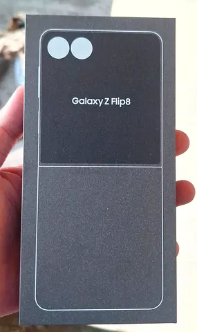 SAMSUNG FLIP 8