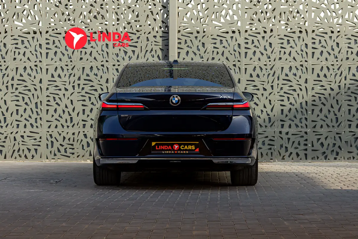 BMW 7-Series 2023