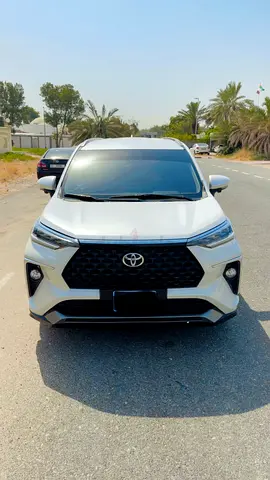 ( Only call please ) Toyota Veloz full option 2 keys second owner GCC spec family used urgent sale