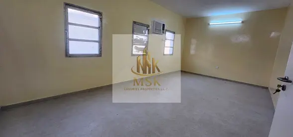 WELL-MAINTAINED LABOR ACCOMMODATION | COST-EFFECTIVE RENT | READY TO MOVE