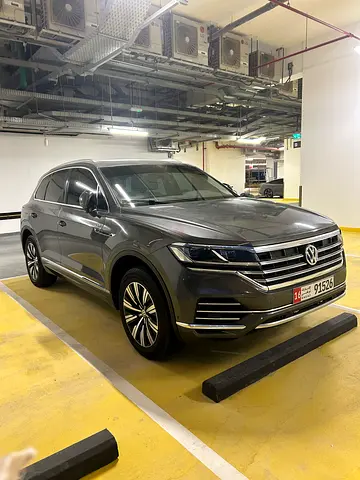 Volkswagen Touareg 2020 Highline Plus | GCC Specs | Low Mileage