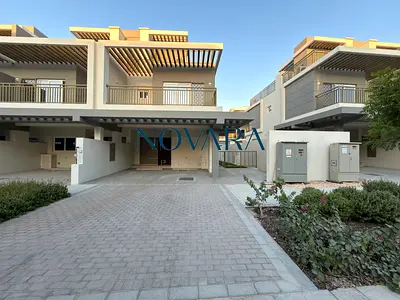 Genuine Distress Below Market | Brand New | Spacious layout | Corner Unit | Brand New | Garden done