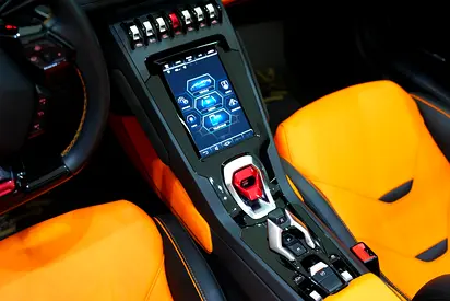 2023 Lamborghini HURACAN photo 11