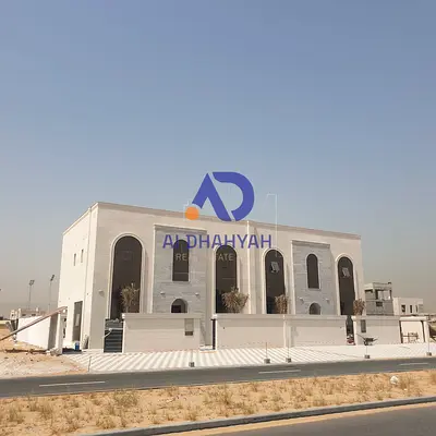 Brand New Luxury 5BR Semi-Detached Villas | Residential & Commercial | Prime Location | Close to Ameneties