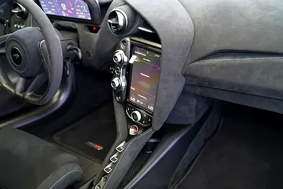 صورة 18 لـ 2021 Mclaren 765LT