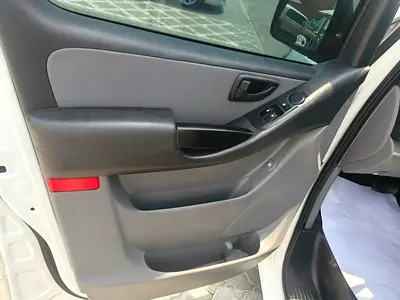صورة 9 لـ 2020 Hyundai H1