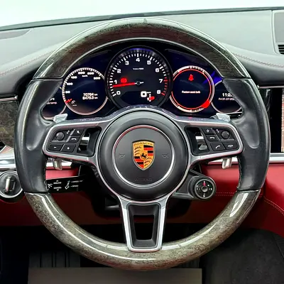 صورة مصغرة 15 لـ 2018 Porsche PANAMERA
