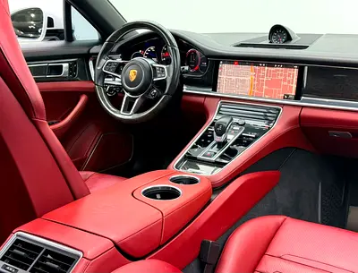 صورة مصغرة 11 لـ 2018 Porsche PANAMERA