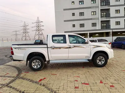 2013 Toyota HILUX 照片 3