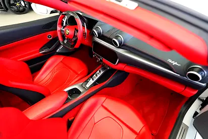 2019 Ferrari PORTOFINO photo 9