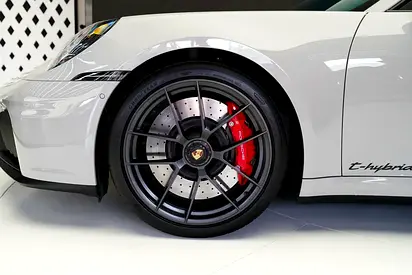 2025 Porsche 911 — миниатюра 5