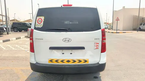 صورة 4 لـ 2020 Hyundai H1