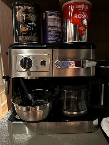 De’Longhi Dual Function Coffee machine
