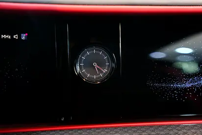 2025 ROLLS-ROYCE SPECTRE — миниатюра 14