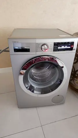 Bosch series 8 washing machine 10Kg 1600RPM