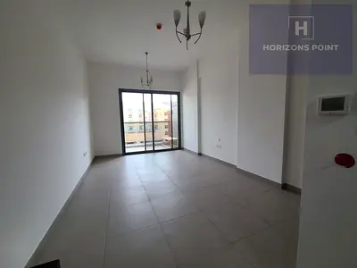 شقة استوديو | KHK 21 | شرفة مطلة على المدينة | المرحلة الثانية من المدينة الدولية