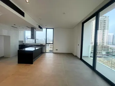 Brand-New 2BR Apartment with Laundry Room | Pool & Gym