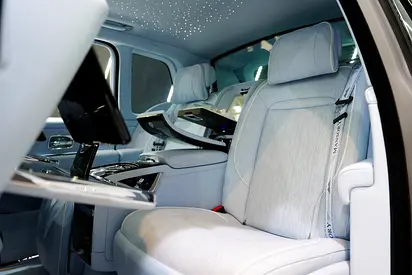 صورة 7 لـ 2025 ROLLS-ROYCE CULLINAN