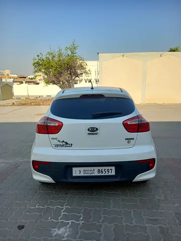 2015 KIA RIO 照片 4