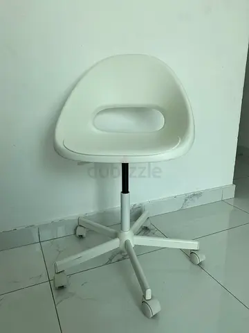 IKEA LOBERGET White Swivel Desk Chair