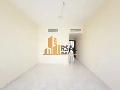 Spacious apartment 1 BHK 2 bathroom master bedroom// with balcony// Ready to move// Easy Exit to 311