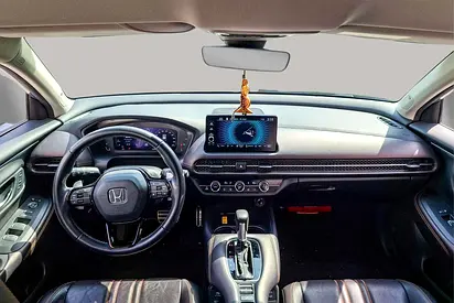 صورة 9 لـ 2023 Honda ZR-V