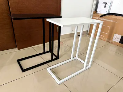Set of 2 C-shaped Side Tables — White and Black, Lightweight Metal