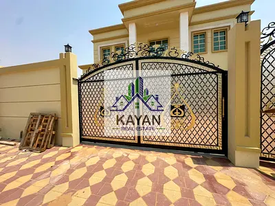 direct from owner - ,Villa for rent 5 master bedrooms, majlis, maid & driver rooms, private garage.