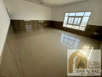 شقه للايجار السنوي بالبوطينه الشقه غرفتين وصاله مع غرفه خادمه  الغرفتين ماستر 3حمام  موقع مميز اطلاله مفتوحه