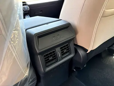 Toyota RAV4 XLE, миниатюра 6