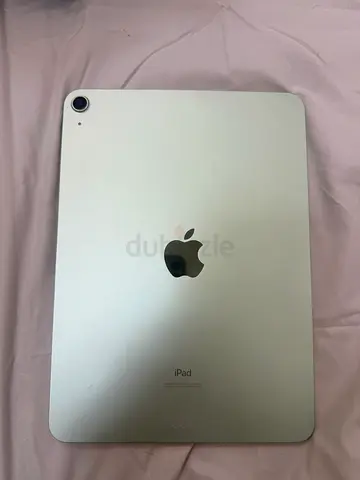 Ipad air 4 used clean