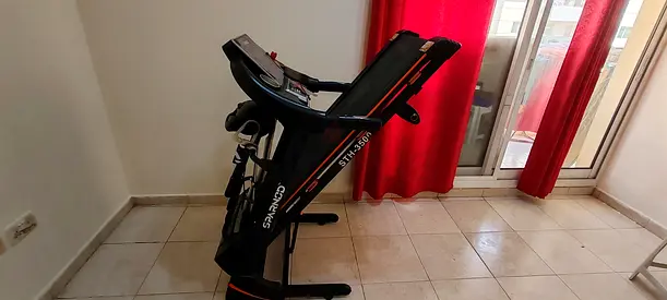 Foldable Treadmill in Good Working Condition - Compact Home Use
