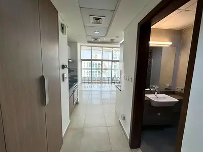 مفروش جزئياً | جاهز للسكن | بدون مبرد