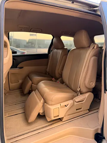 صورة 7 لـ 2020 Toyota PREVIA