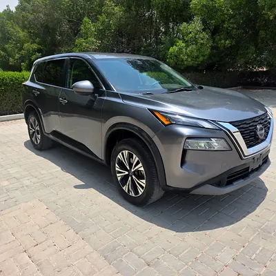 Nissan rouge 2023 very good condition sv