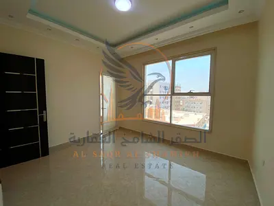Three bedrooms and a living room | Second tenant | Balcony | Private parking | Energy-efficient central air conditioning | Free maintenance