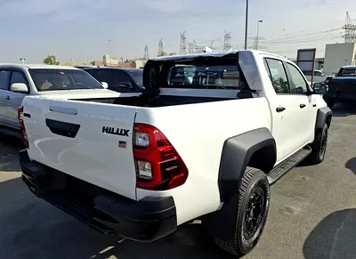 صورة 4 لـ 2025 Toyota HILUX