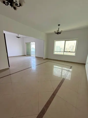 📍3-Bedroom Apartment for Annual Rent – Al Mamzar Corniche 🏡 3 Bedrooms + Living Room 📐 Spacious Layout – 2,000 sq. ft. 🌅 Balcony 🚗 Parking