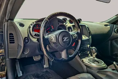 2016 Nissan 370Z — фото 11