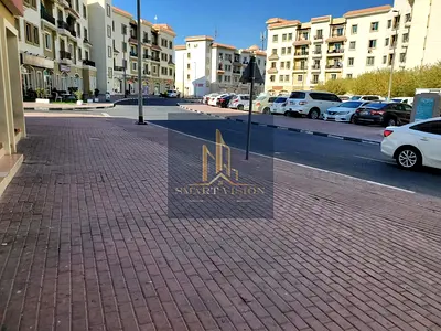 Street-Facing Shop | L-13 Greece Cluster