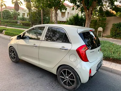 2016 KIA PICANTO 照片 10