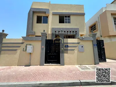 فيلا زاوية للبيع في الروضة 3 – سكني تجاري | على شارع رئيسي بسعر شاملة الكهرباء والمياه ومكيفات