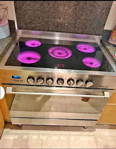 Bompani Italian 90/60 size cooking range Electric with Ceramic Glass Hob and Oven, free delivery