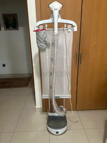 Standing Garment Steamer Iron with Water Tank - Excellent Condition