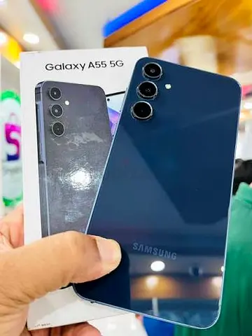 Samsung Galaxy $%& 5G - Blue, Good 10/10 Condition with Box (front & back transparent sheet install)