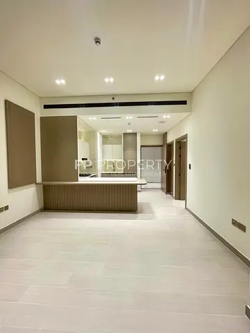 Luxury 1-Bedroom Apartment with Private Jacuzzi
