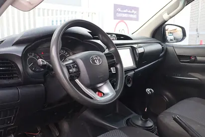 2022 Toyota HILUX photo 4