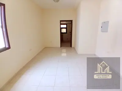 Ready to move apartment available prime location near school zone family building